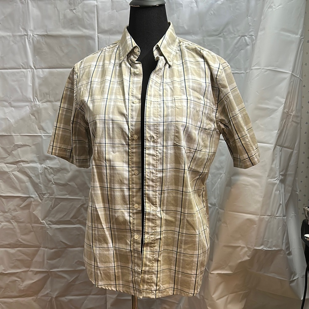 Basic Editions Tan Casual Button Down Shirt size medium